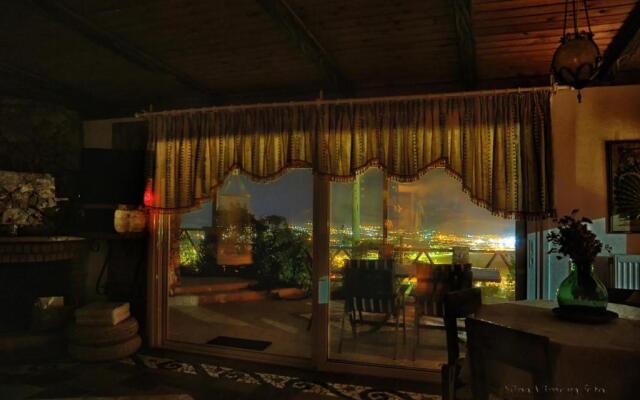 Nadia's Traditional Greek House