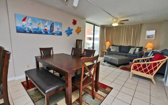 Whaler by Youngs Suncoast