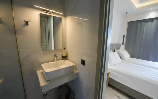 Saint Spiridon Hotel