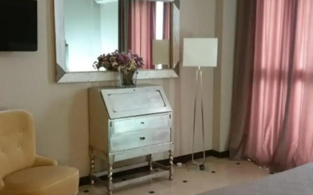 Domizia Palace Hotel