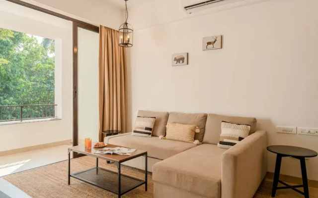 Sunny 1BR Retreat Steps From Candolim Beach