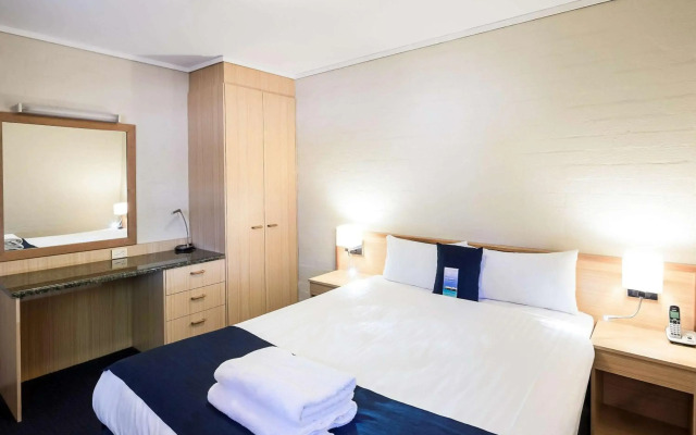 ibis Styles Canberra