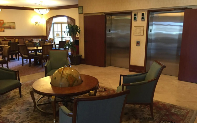 Bay Landing Hotel