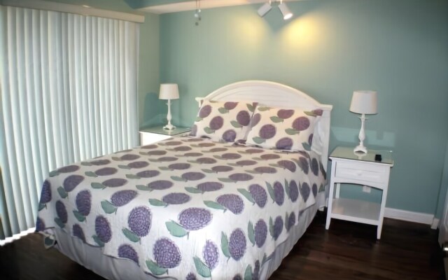 Oceans 56 - 3 Br Condo