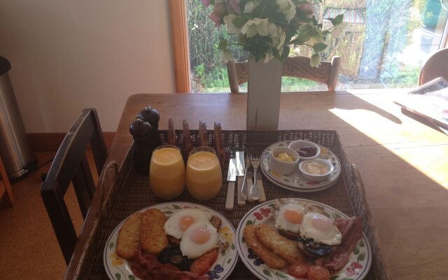 Revive On Oakview Boutique Accommodation and Spa