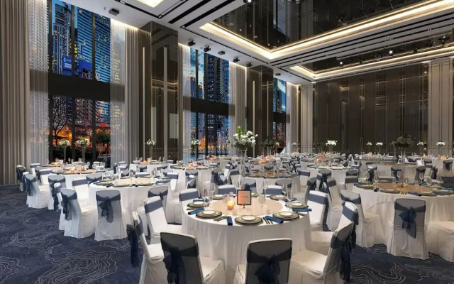 Courtyard by Marriott Danang Han River