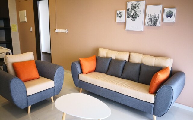 Sea View Homestay @ Country Garden Danga Bay