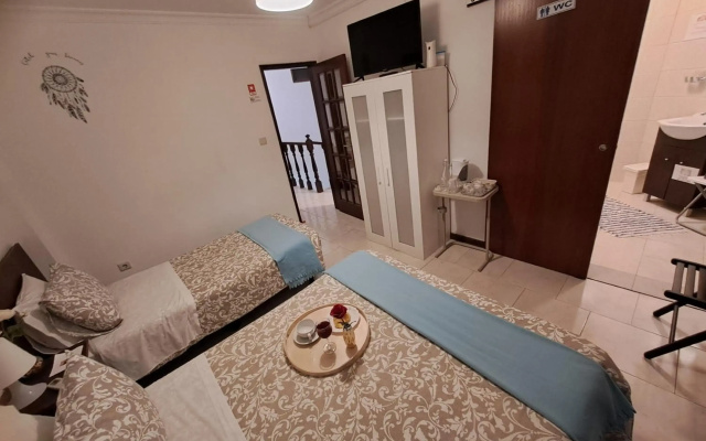 Local 4 Dreams Guesthouse