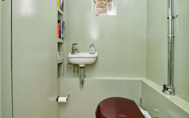 Exquisite 2 Bedroom Flat in Notting Hill