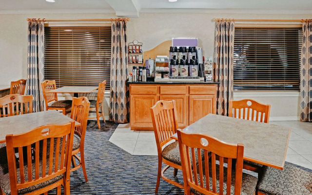 La Quinta Inn & Suites by Wyndham Yakima Downtown