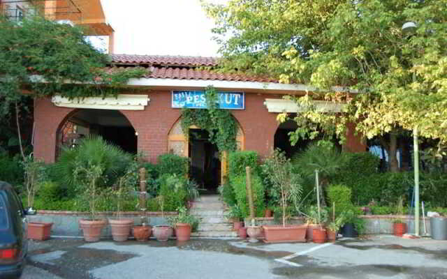 Pilo Lala Hotel