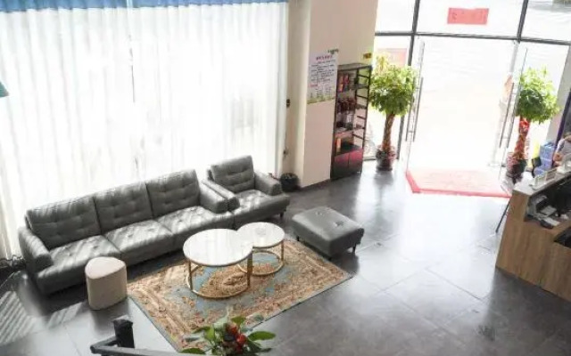 Homeinn Pebble Hotel (Jianlong Avenue)