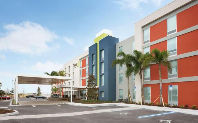 Home2 Suites by Hilton Orlando/International Drive South