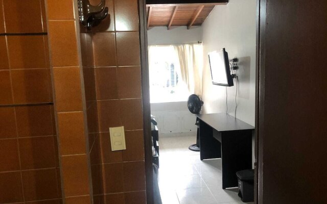 Memphis Hostal - Hostel
