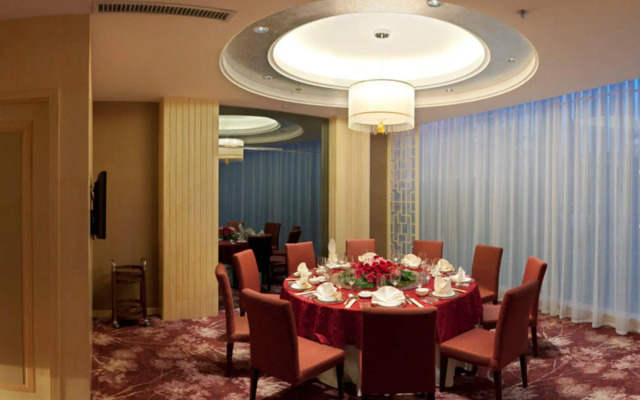 Kunming Spring City Garden Tianhong Hotel