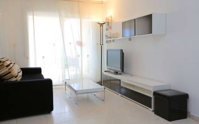 Apartamento Moderno Para 7 Personas en Cambrils