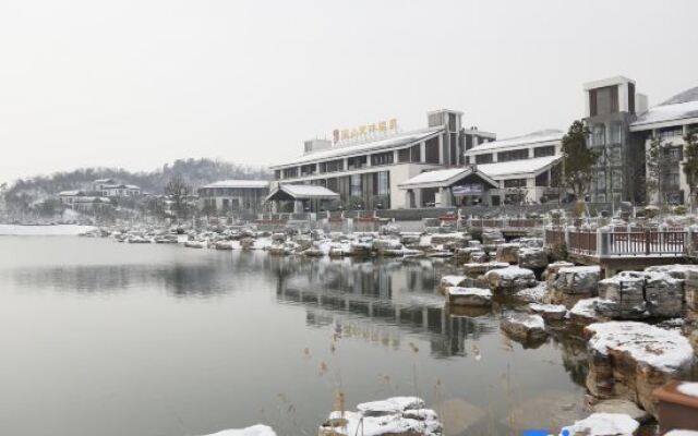 Chuishan Hot Spring Resort