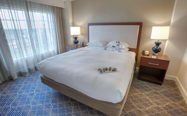 Doubletree Suites by Hilton at The Battery Atlanta