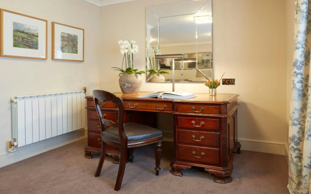 The Angel Hotel Abergavenny