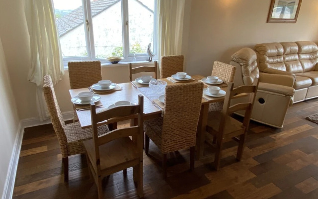 Santa Rosa - 4 Bedroom Holiday Home