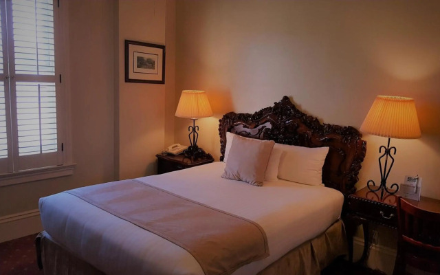 The Monterey Hotel