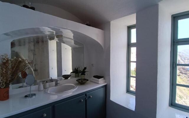 Elias Cave House 270o Caldera View Oia