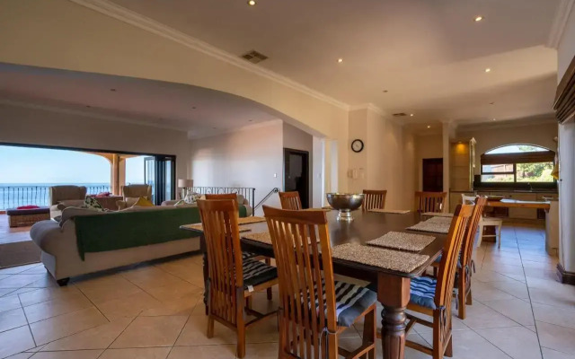 6 Bedroom Tuscan Styled Home in Umdloti Beach