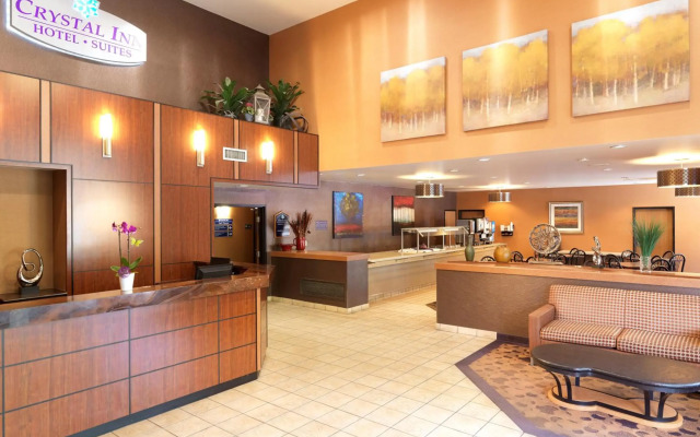 Crystal Inn Hotel & Suites Midvalley