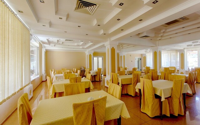 Delfin Hotel