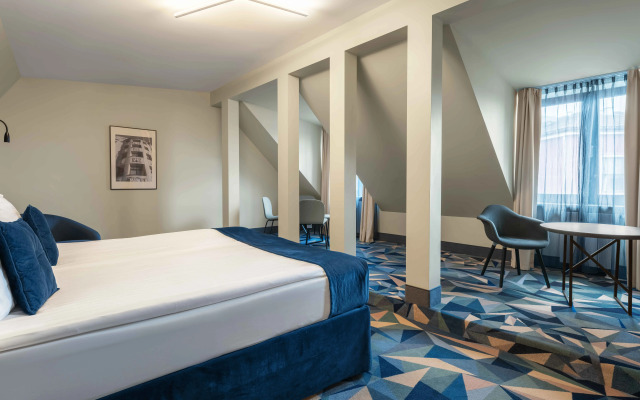 Отель Wellton Riverside Spa 