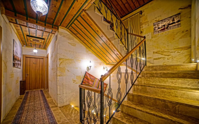 Milat Cave Hotel
