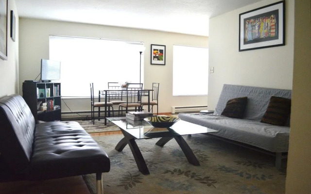 Sunny Westlake Suites by Metro