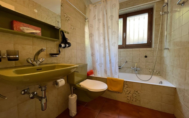 Brissago: Casa Collinetta H