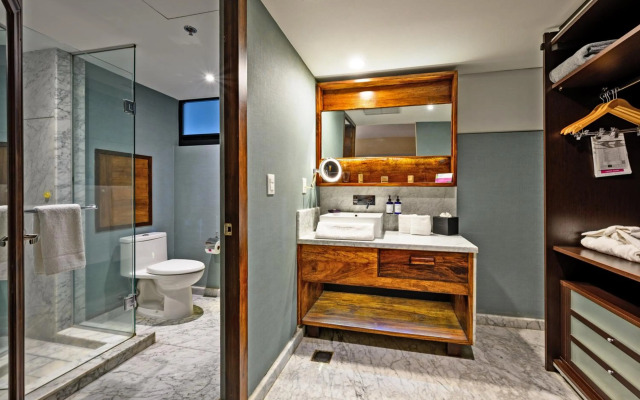 Las Suites Campos Eliseos