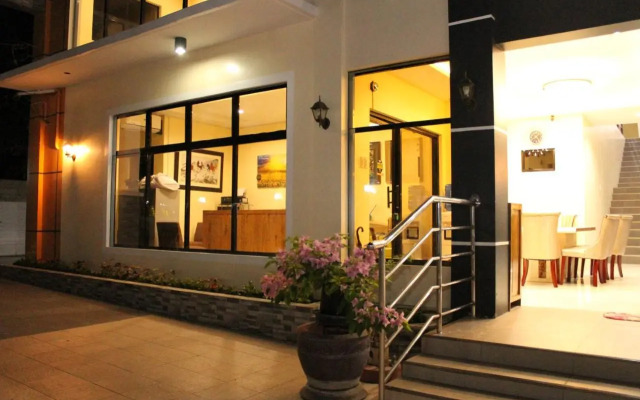 Ralphseej Pension House