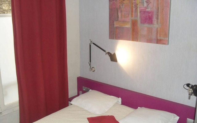 Hôtel Latino Reims Centre