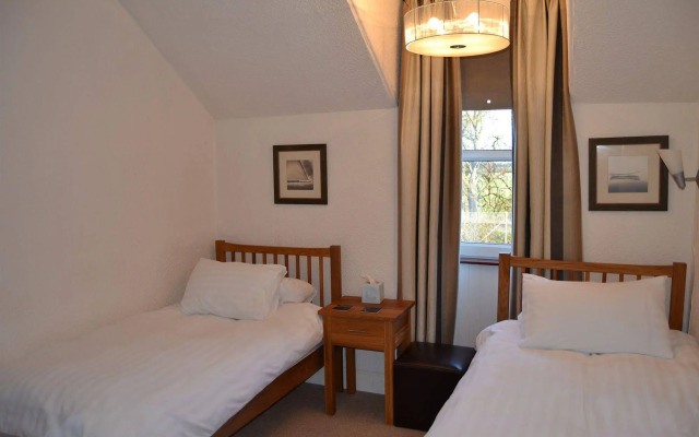 Ravenswood Guest House