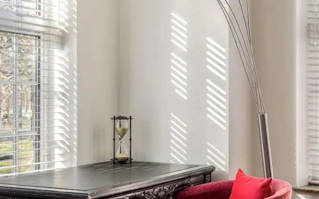 Park Lane 4-bed Mayfair Family House