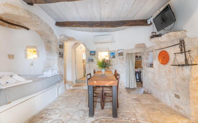 Villa Trulli Bianchi