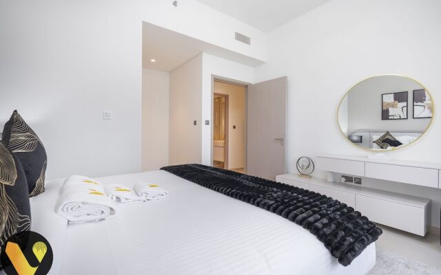 Vogue Downtown - Act 1 Act 2