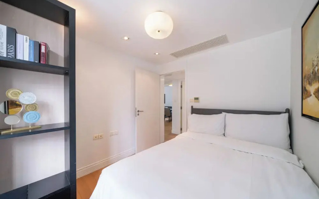 Tyms 3BR 2BA Apt Xujiahui Center