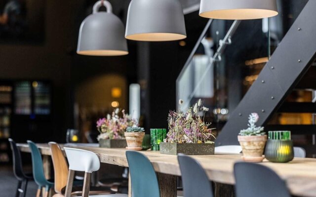 Peak 12 Design Hotel