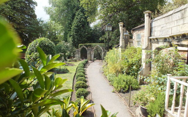York Priory Guest House