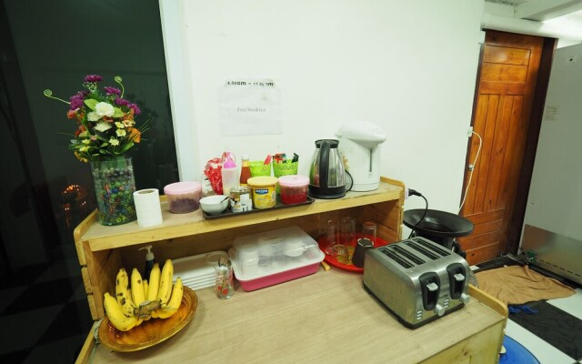 Arisa Hostel