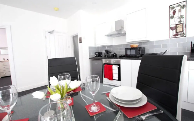 Fabrik Apartments - Station Road