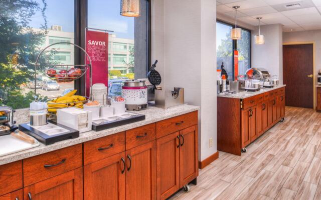 Hampton Inn Seattle-Airport