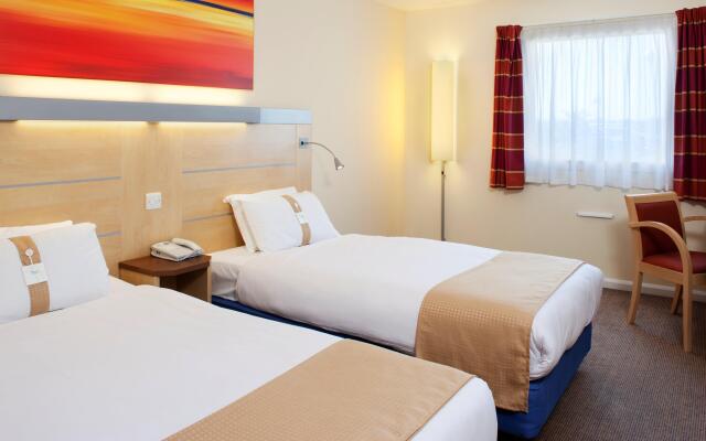 Holiday Inn Express Cardiff Airport by IHG