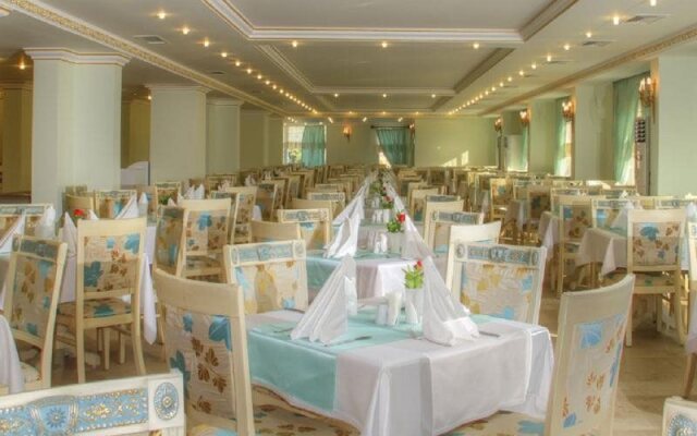 Fun Hill Resort Hotel