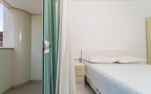 Apartamento 2 dormitórios no centro de Bombinhas