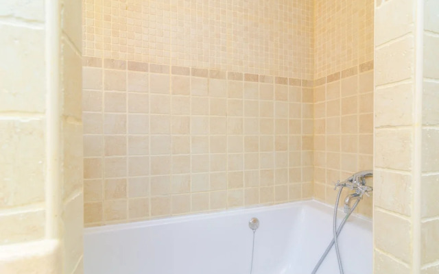 Voltora in Campos With 3 Bedrooms and 3 Bathrooms